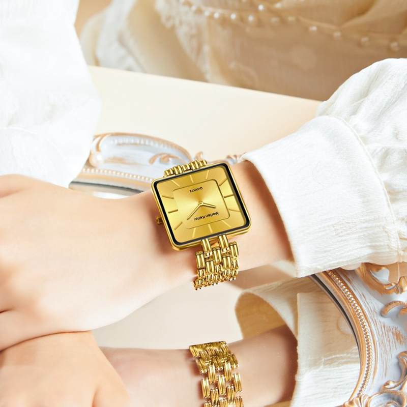 ساعة سوار نسائية ذهبية مربعة م - مراجعة Luxury Watch Top 10 وسعره