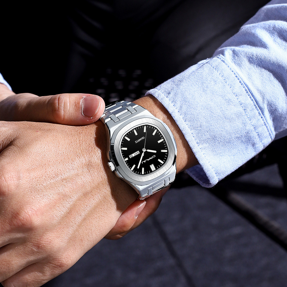 ساعة كوارتز رجالية من CRRJU 50 - مراجعة Luxury Watch Top 10 وسعره